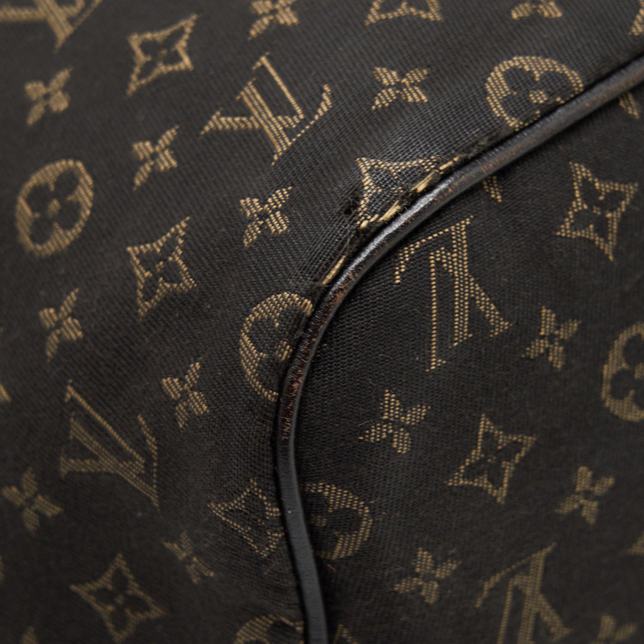 AAA Replica Louis Vuitton LV NEVERFULL MM MONOGRAM FABRIC DARK BROWN GHW