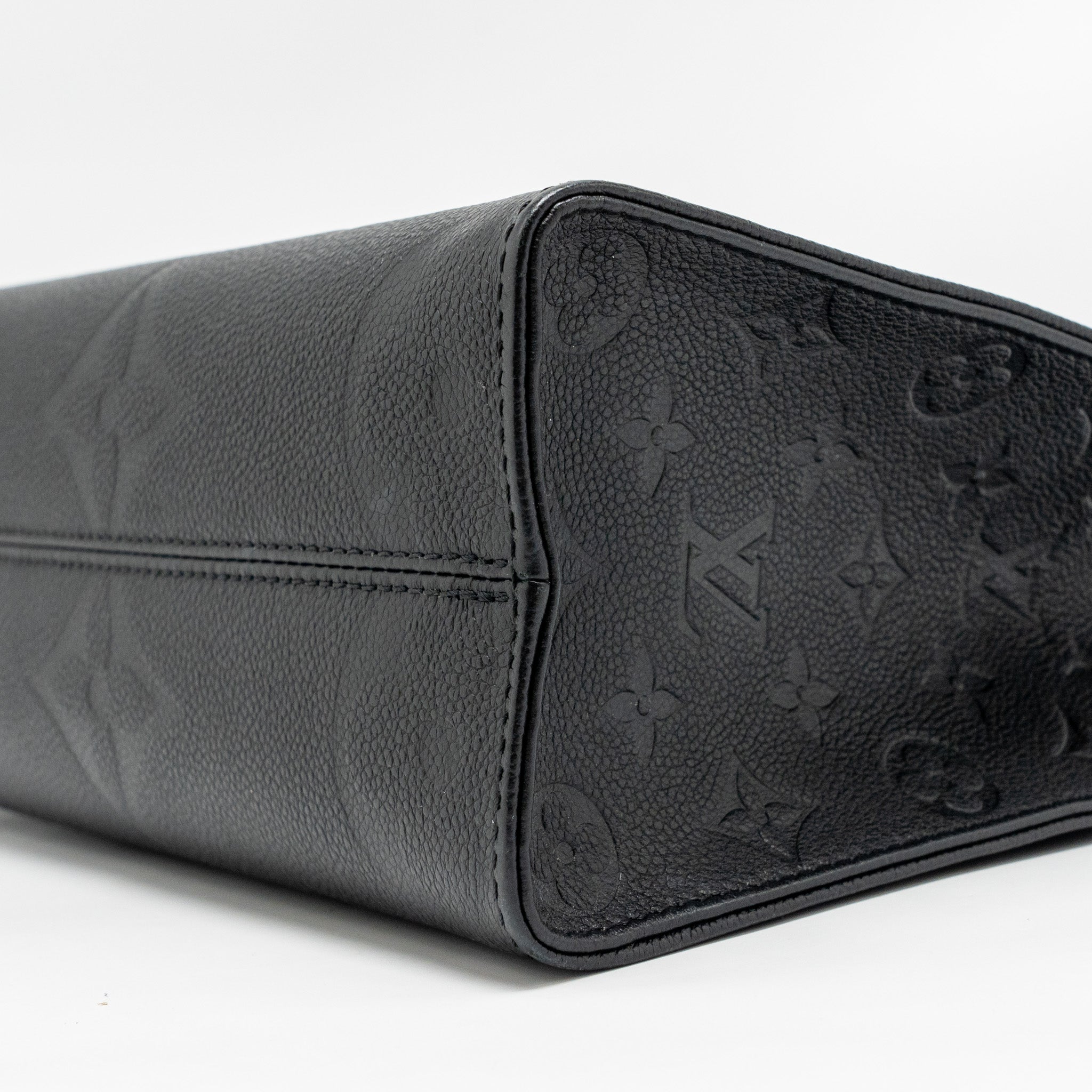 AAA Replica Louis Vuitton LV ONTHEGO PM MONOGRAM EMPREINTE LEATHER BLACK GHW