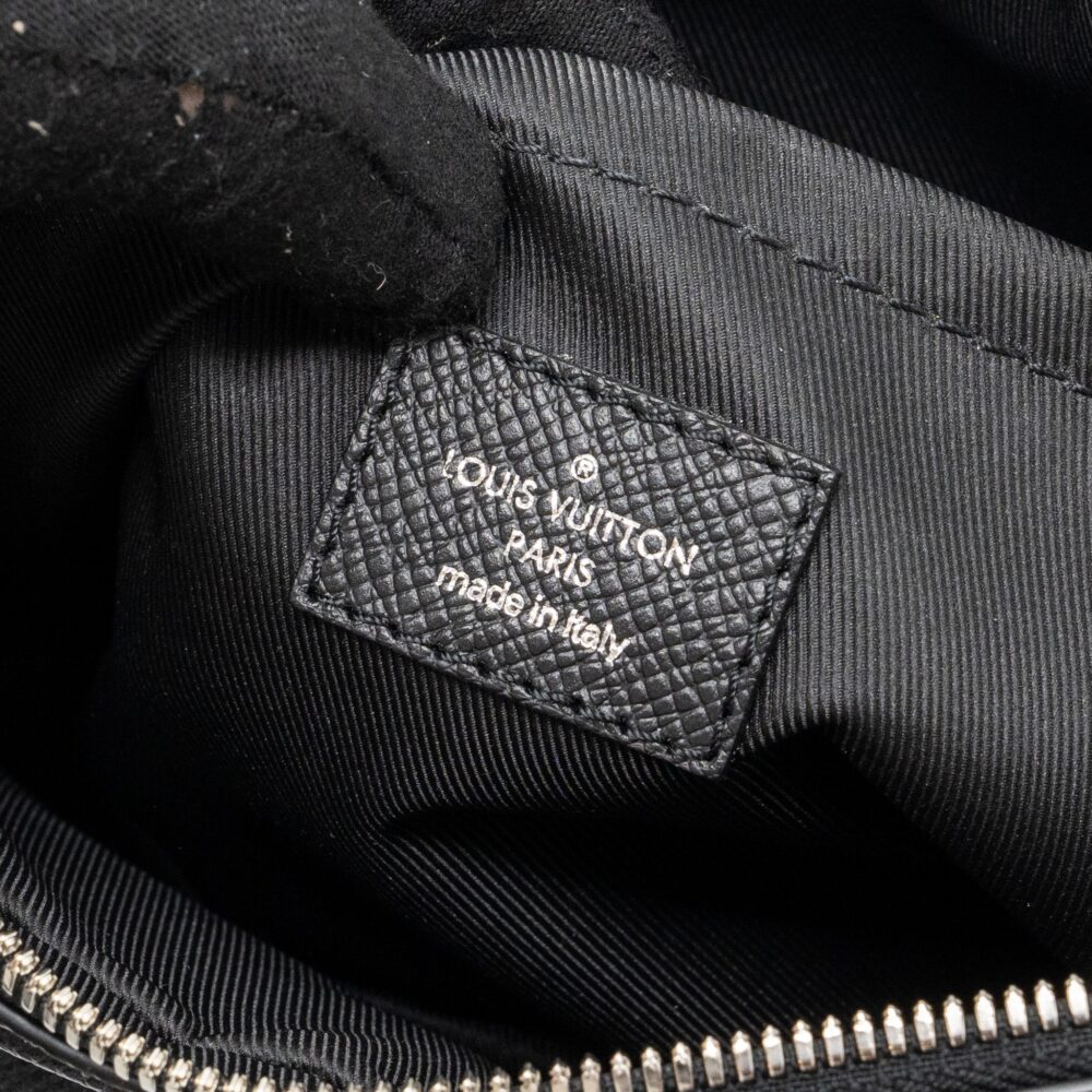 AAA Replica Louis Vuitton LV MESSENGER BAG MONOGRAM ECLIPSE SHW