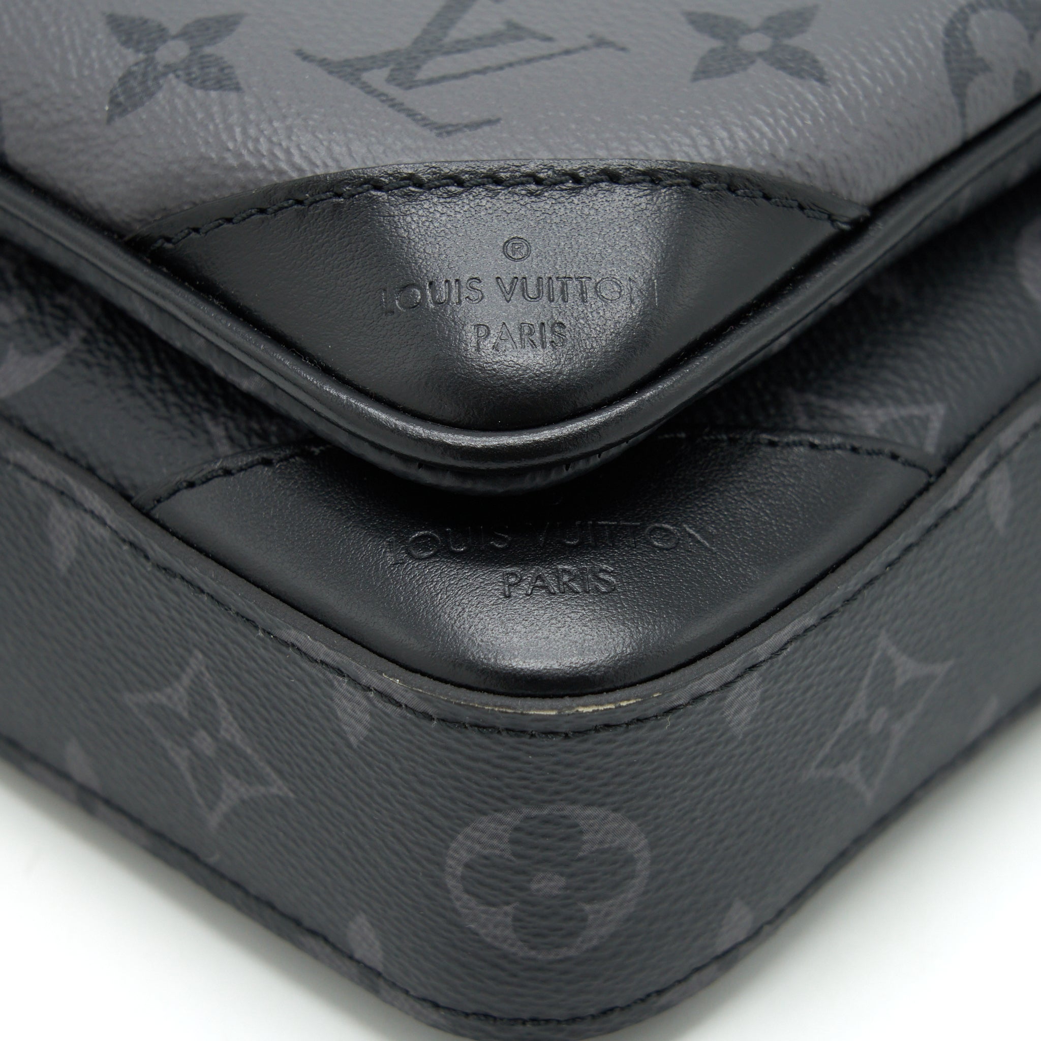 AAA Replica Louis Vuitton LV TRIO MESSENGER MONOGRAM ECLIPSE CANVAS SHW