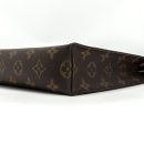 AAA Replica Louis Vuitton LV TOILETRY POCHETTE 26 MONOGRAM CANVAS GHW