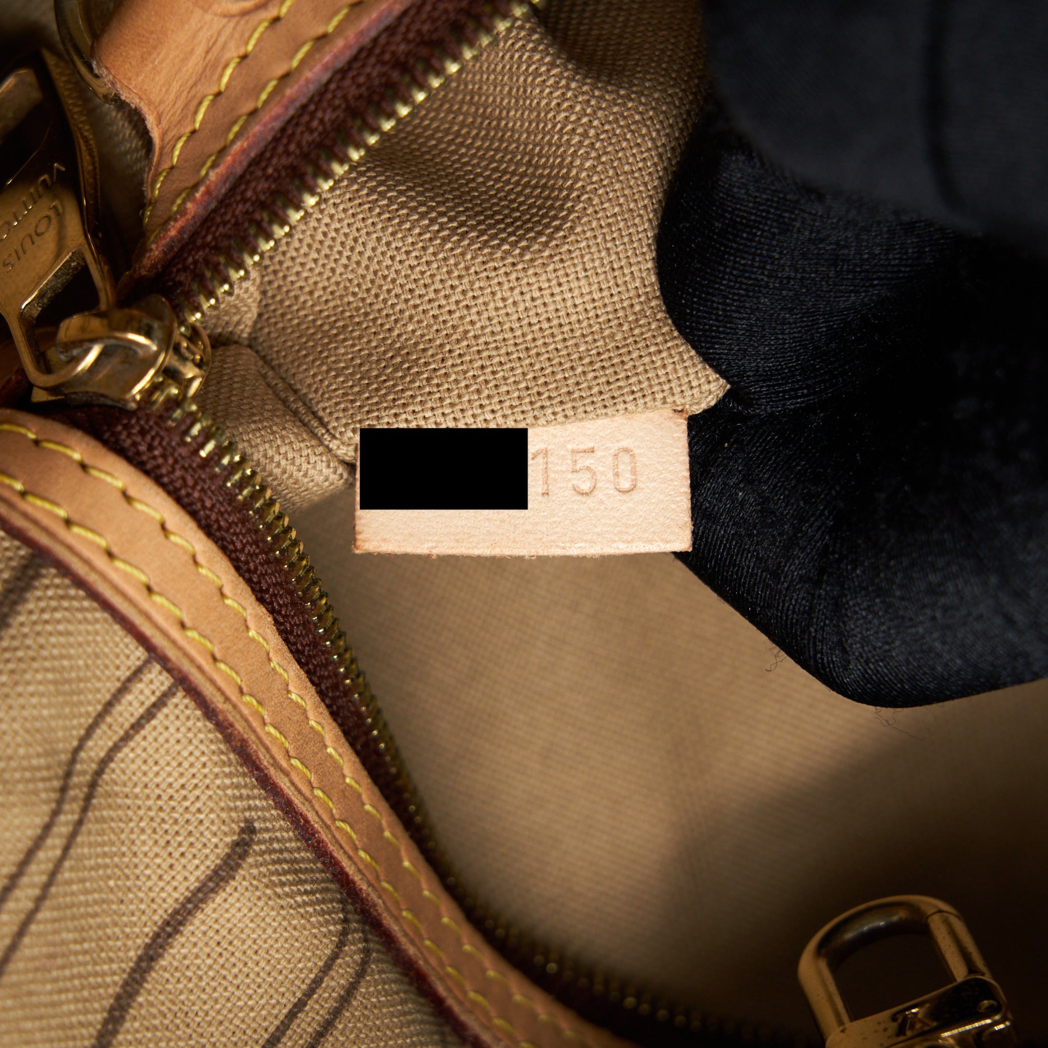AAA Replica Louis Vuitton LV LARGE TOTE BAG MONOGRAM CANVAS GHW