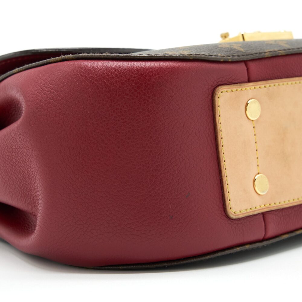 AAA Replica Louis Vuitton LV MONOGRAM BAG WITH LONG STRAP GHW
