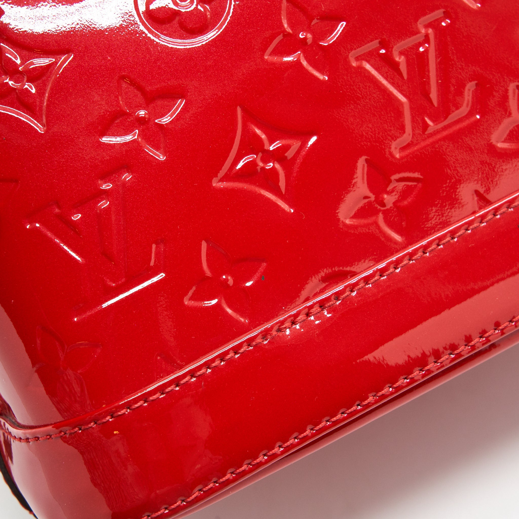 AAA Replica Louis Vuitton LV ALMA BB IN PATENT LEATHER RED