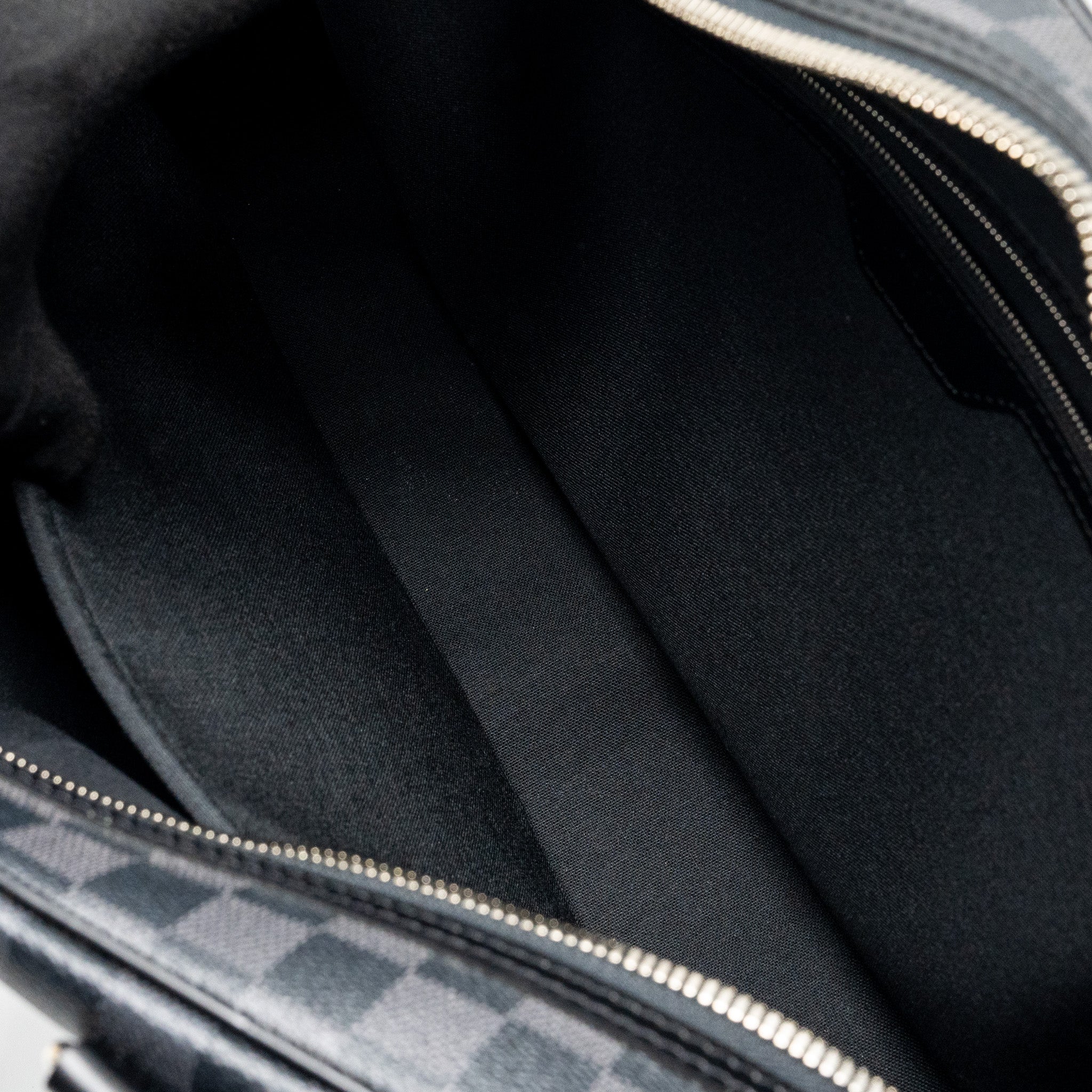 AAA Replica Louis Vuitton LV BRIEFCASE/DOCUMENT BAG DAMIER GRAPHITE CANVAS BLACK SHW