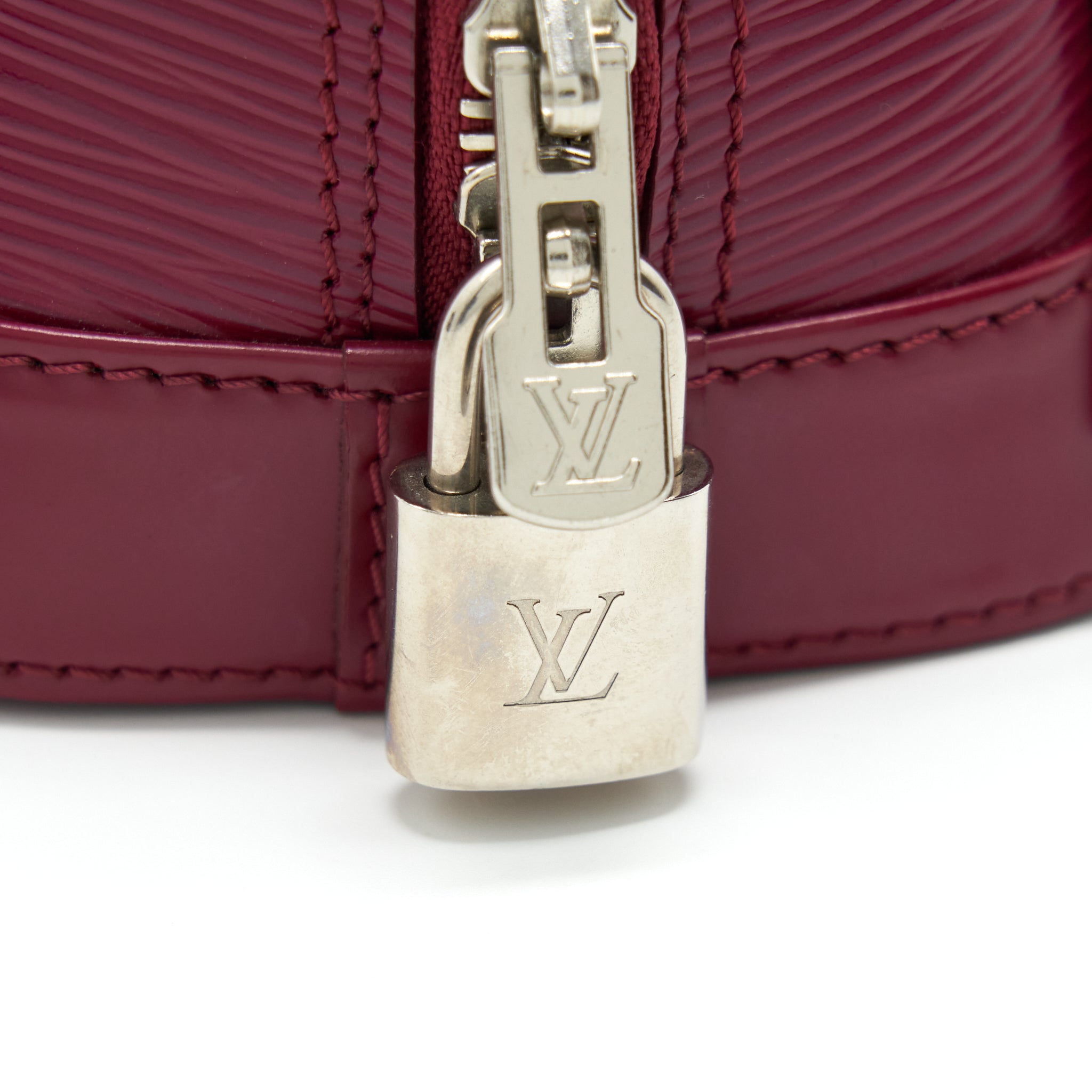 AAA Replica Louis Vuitton LV ALMA BB EPI DARK RED SHW