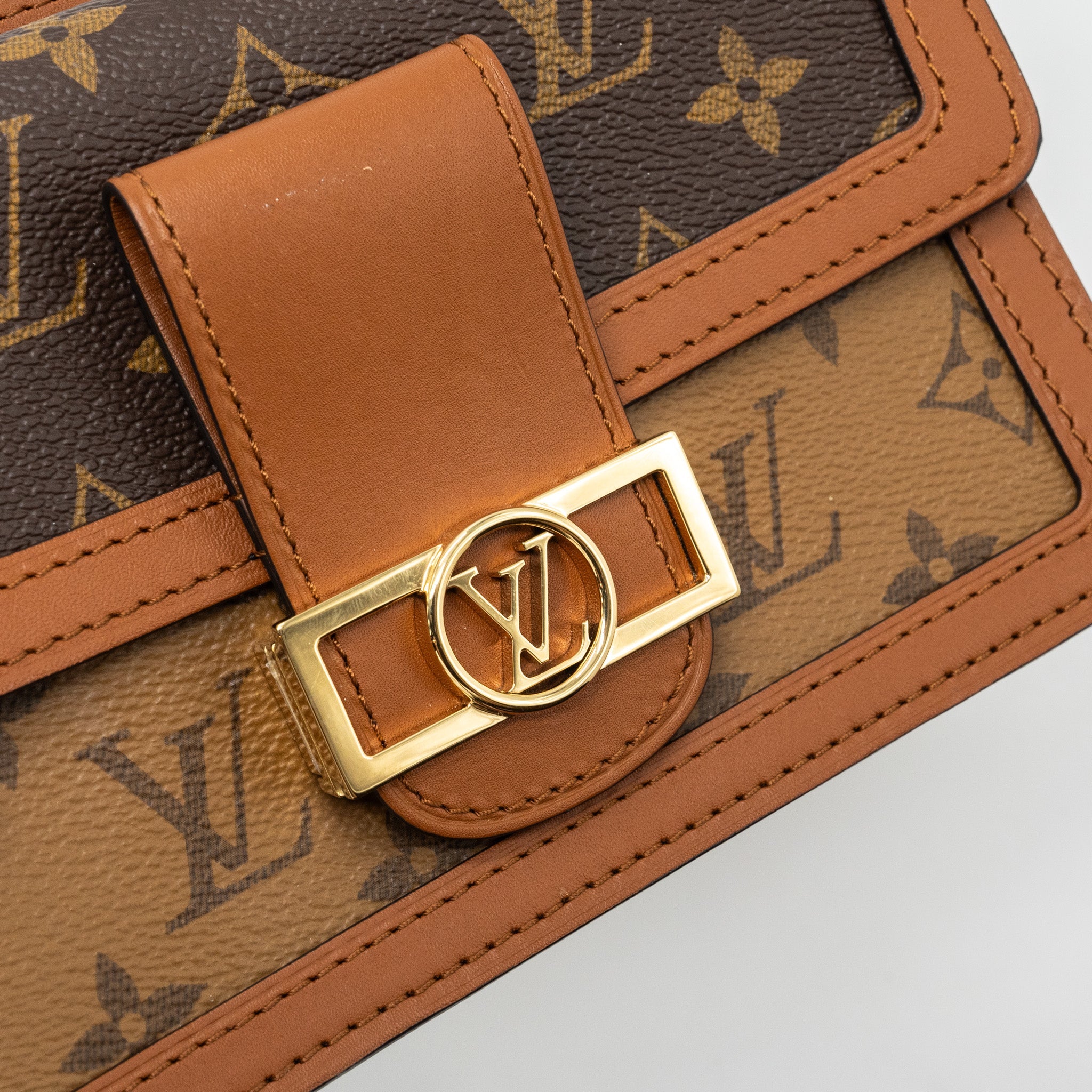 AAA Replica Louis Vuitton LV DAUPHINE BUMBAG MONOGRAM CANVAS GHW