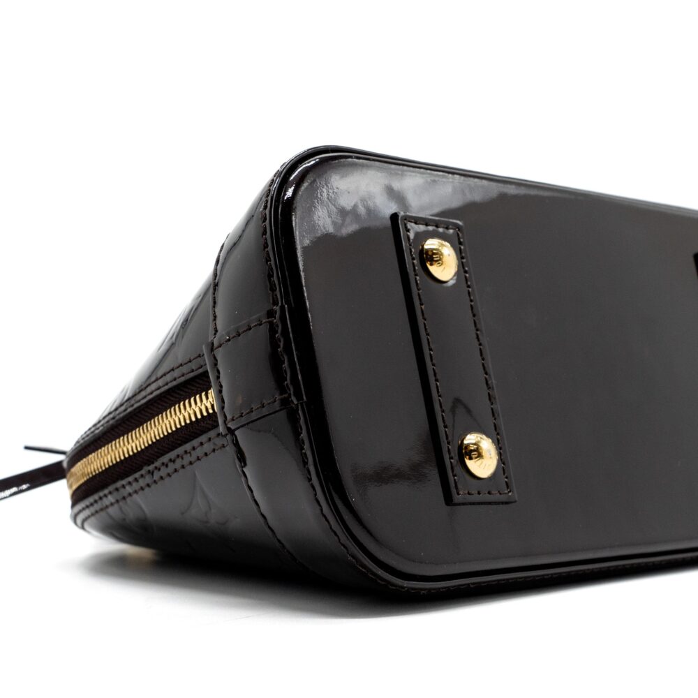 AAA Replica Louis Vuitton LV ALMA BB PATENT AMARANTE GHW