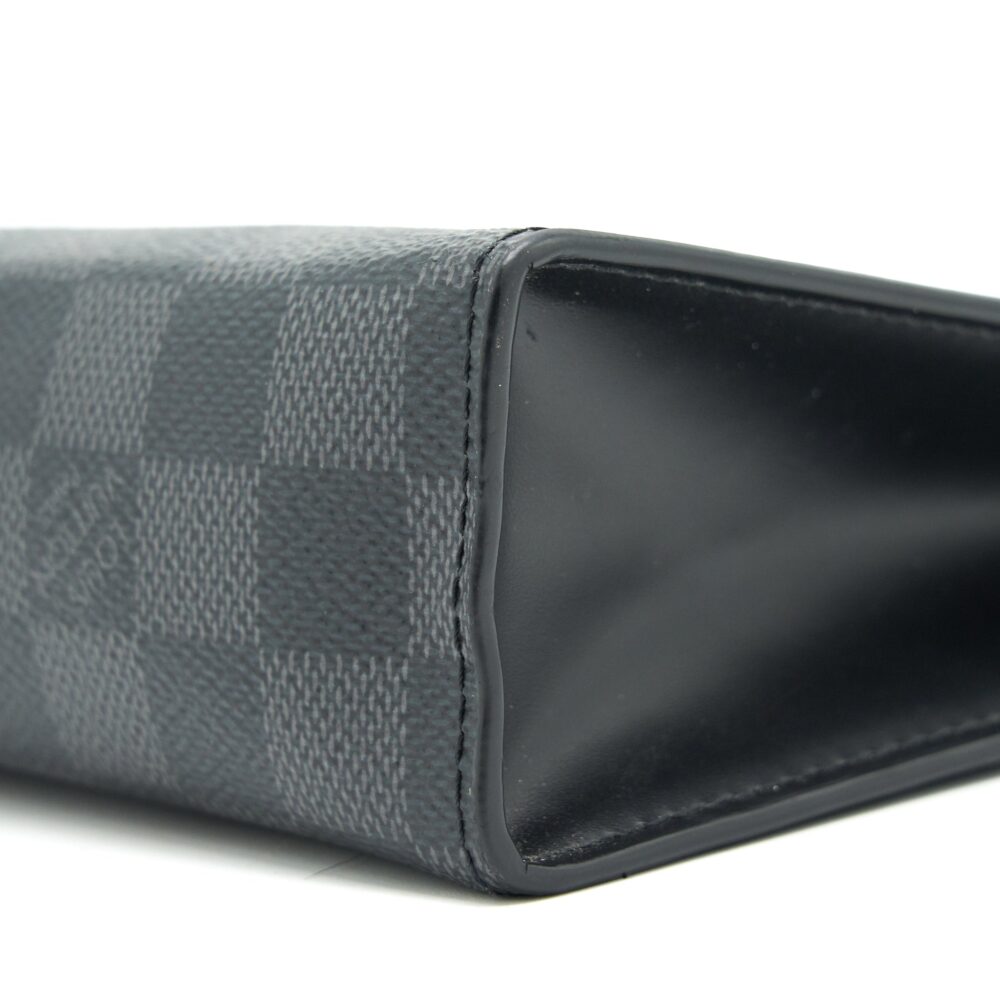 AAA Replica Louis Vuitton LV POCHETTE VOYAGE DAMIER GRAPHITE