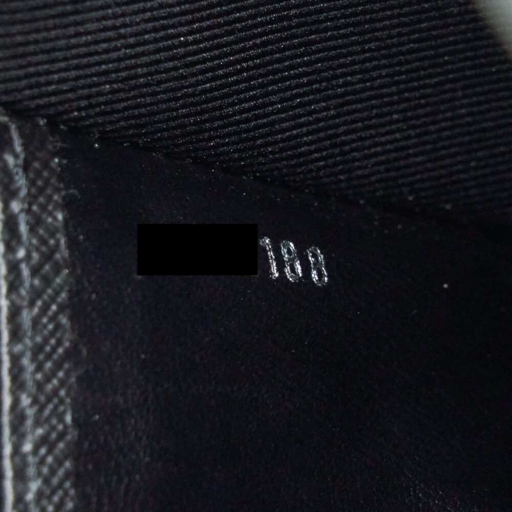 AAA Replica Louis Vuitton LV POCHETTE VOYAGE DAMIER GRAPHITE