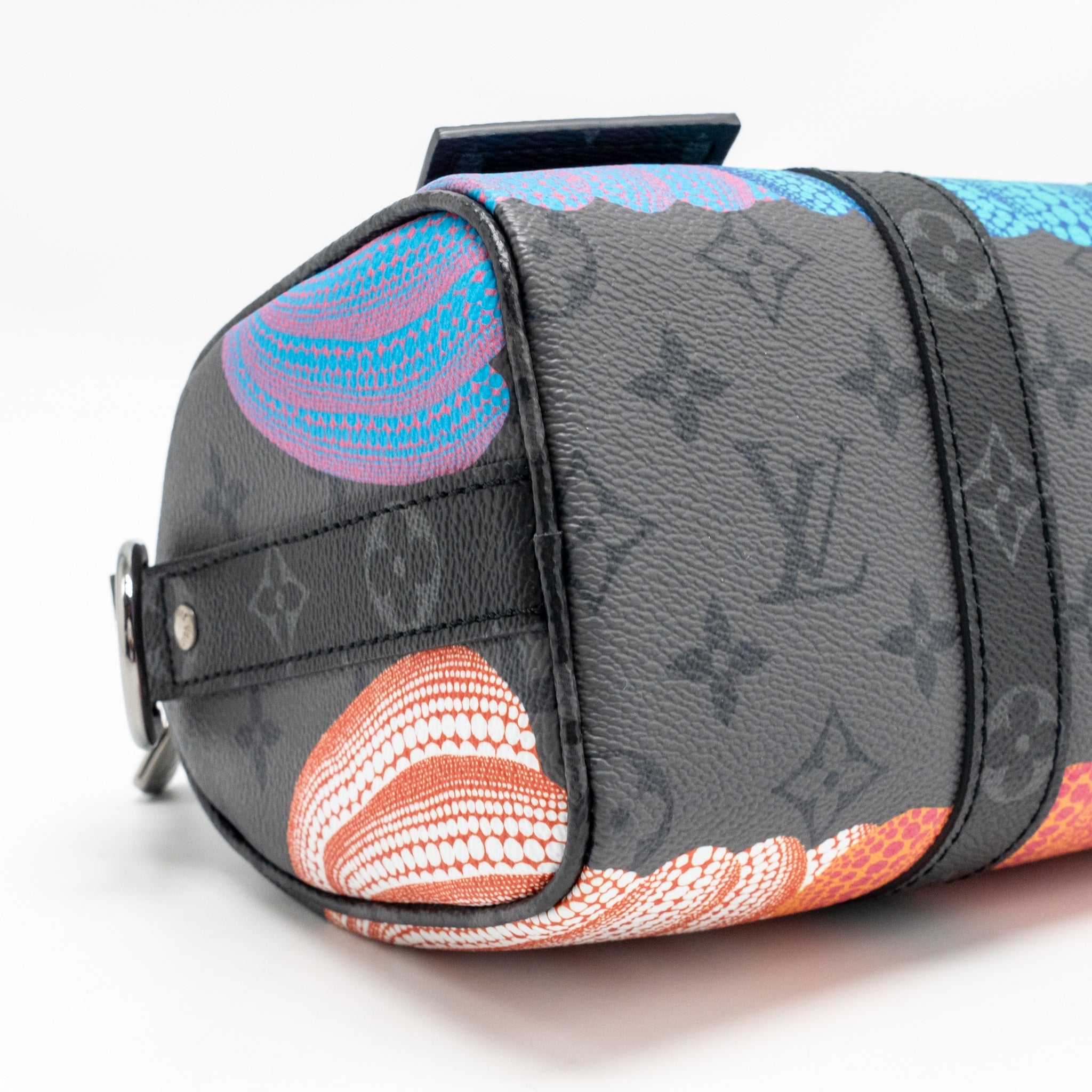 AAA Replica Louis Vuitton LV X YAYOI KUSAMA KEEPALL BANDOULIERE 25 PUMPKIN MULTICOLOURED MONOGRAM CANVAS SHW