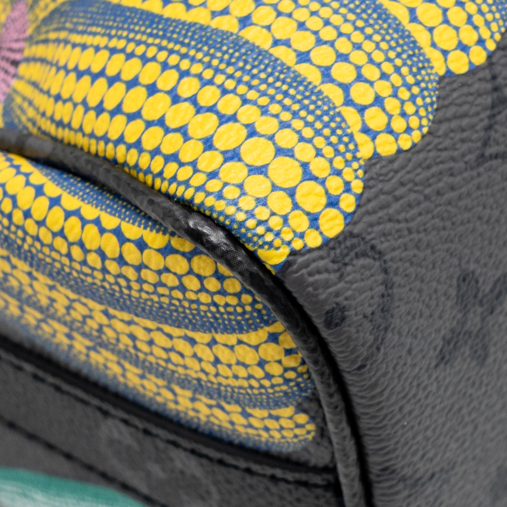 AAA Replica Louis Vuitton LV X YAYOI KUSAMA KEEPALL BANDOULIERE 25 PUMPKIN MULTICOLOURED MONOGRAM CANVAS SHW