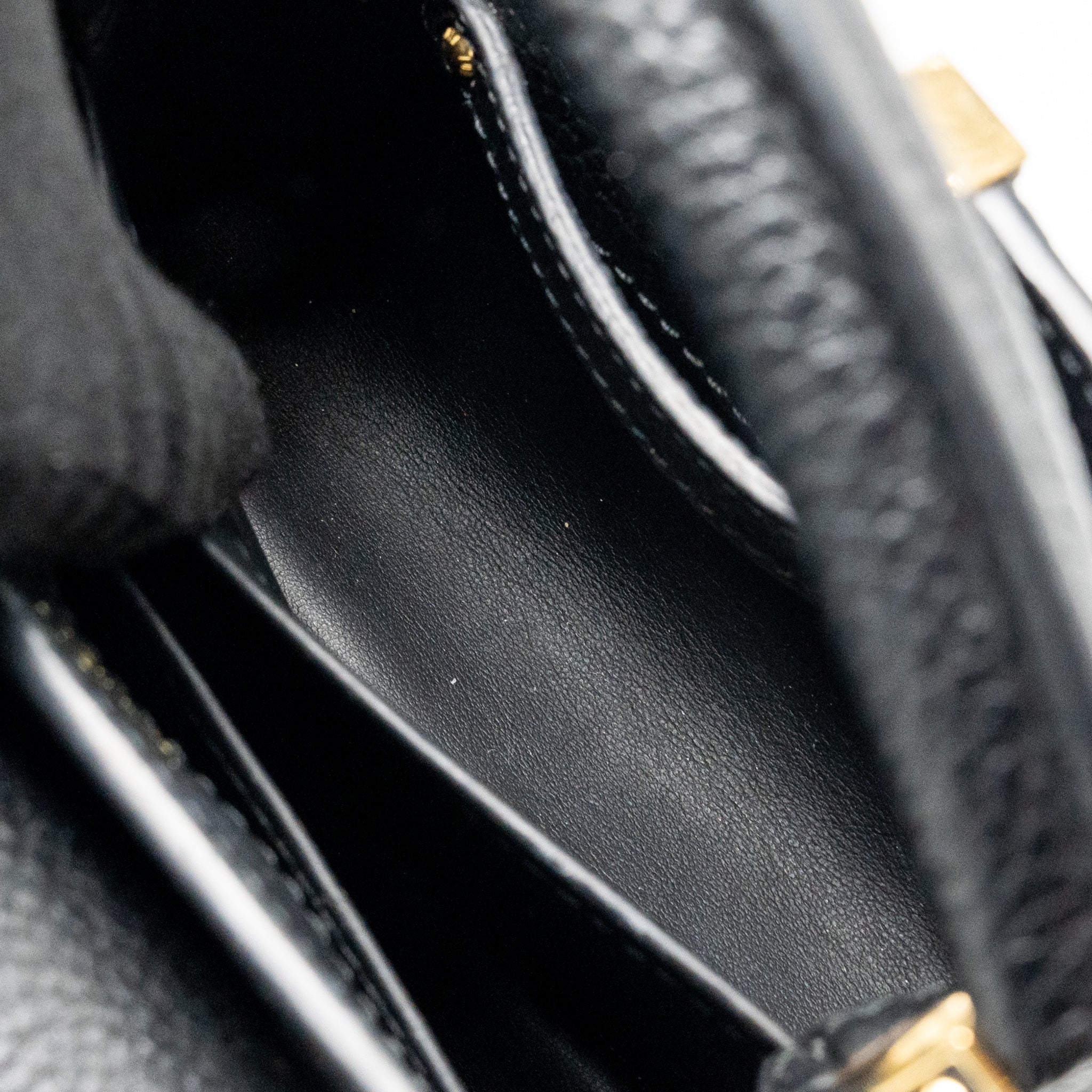AAA Replica Louis Vuitton LV CAPUCINES MINI TAURILLON BLACK GHW