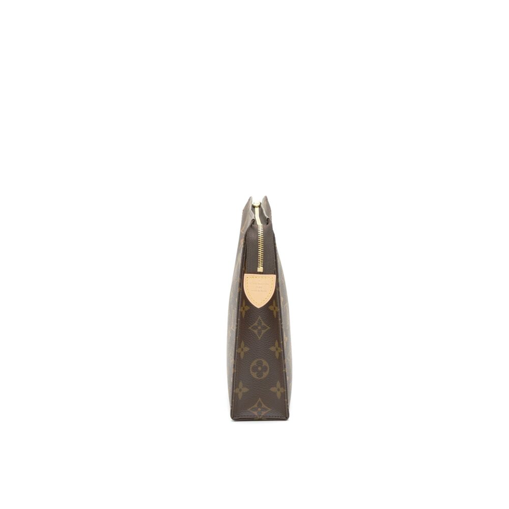 AAA Replica Louis Vuitton LV TOILETRY POUCH SIZE 26 IN MONOGRAM