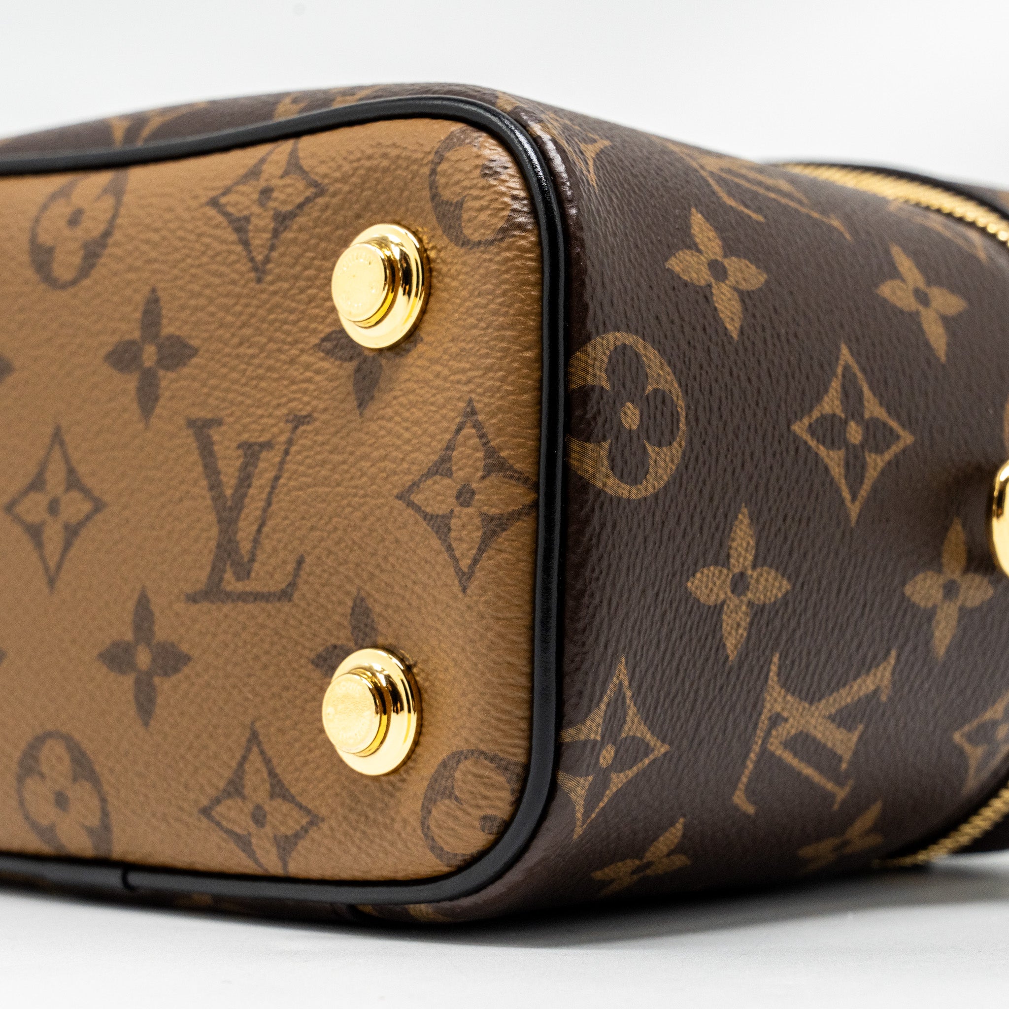 AAA Replica Louis Vuitton LV VANITY CASE PM MONOGRAM REVERSE CANVAS GHW