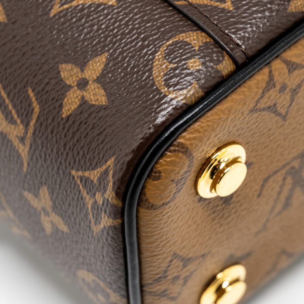 AAA Replica Louis Vuitton LV VANITY CASE PM MONOGRAM REVERSE CANVAS GHW