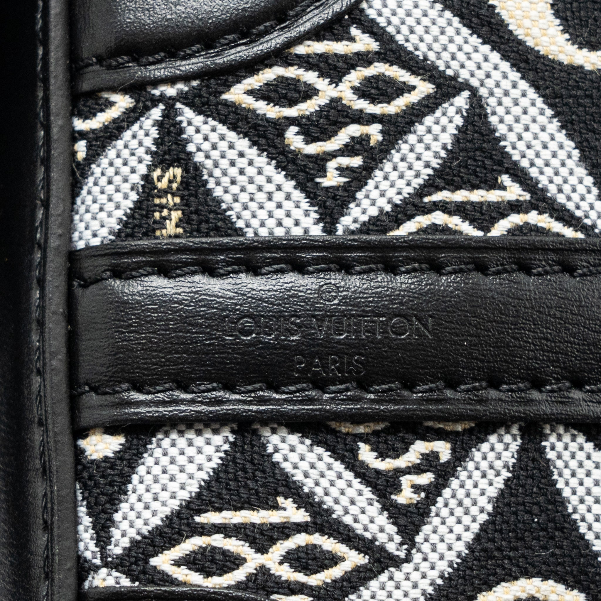 AAA Replica Louis Vuitton LV SINCE 1854 NOE PURSE CANVAS/LEATHER BLACK/MULTICOLOUR GHW