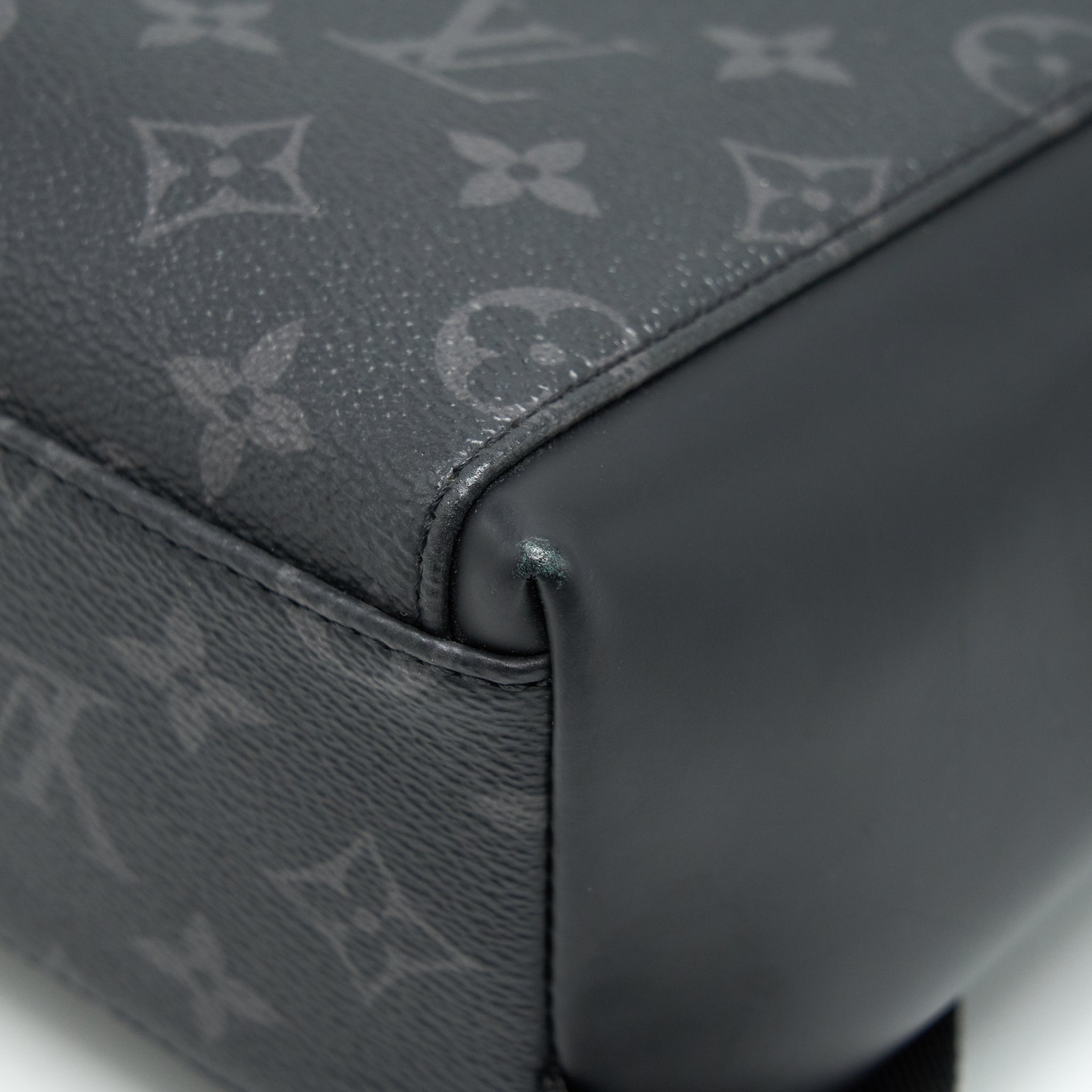 AAA Replica Louis Vuitton LV MESSENGER PM VOYAGER MONOGRAM