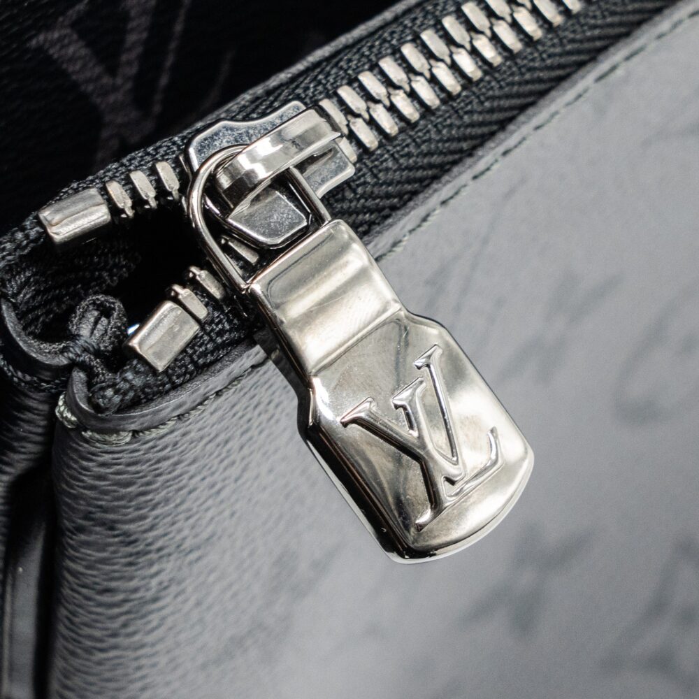 AAA Replica Louis Vuitton LV TRIO MESSENGER BAG MONOGRAM ECLIPSE SHW