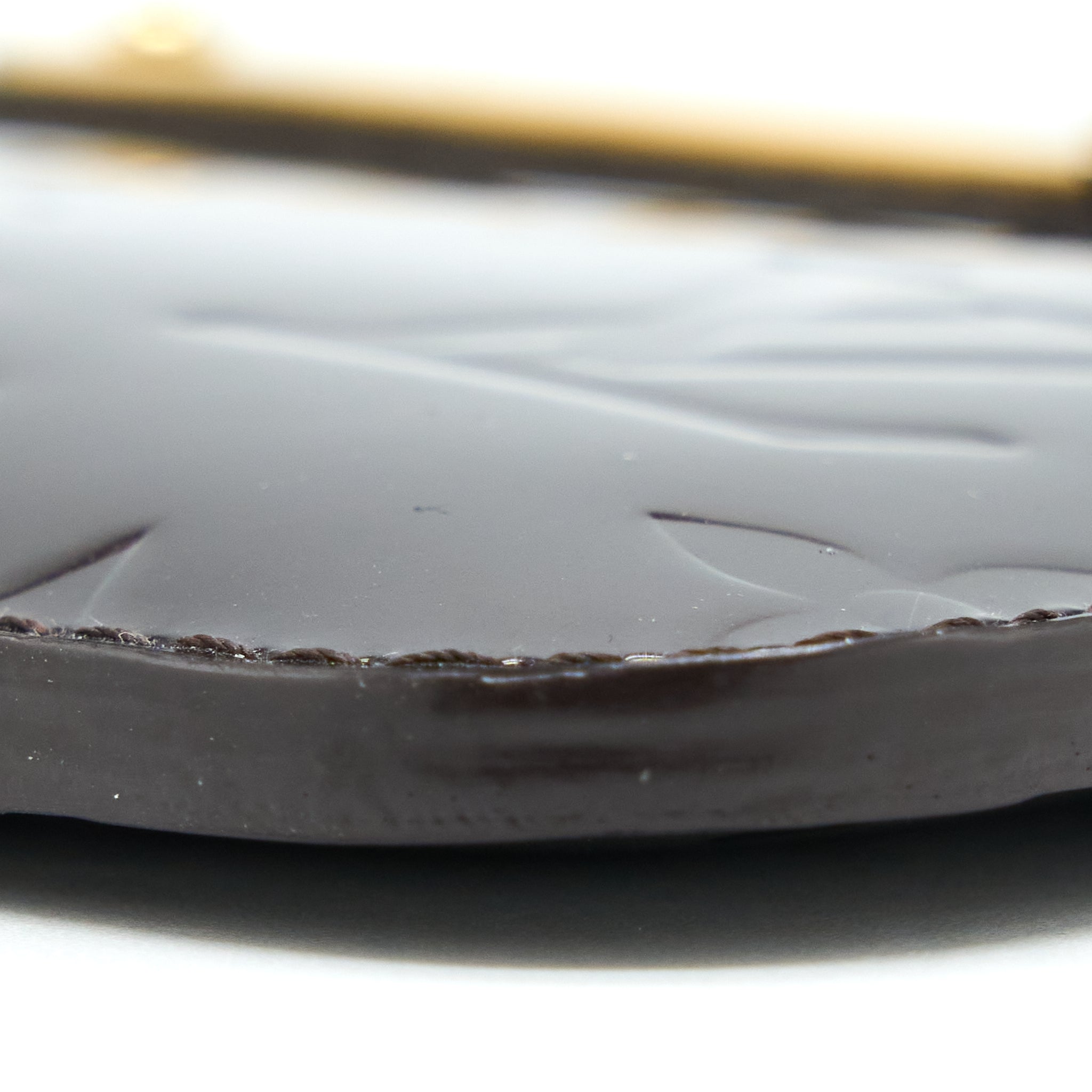 AAA Replica Louis Vuitton LV ZIPPY POUCH WITH KEY CHAIN PATENT DARK RED GHW