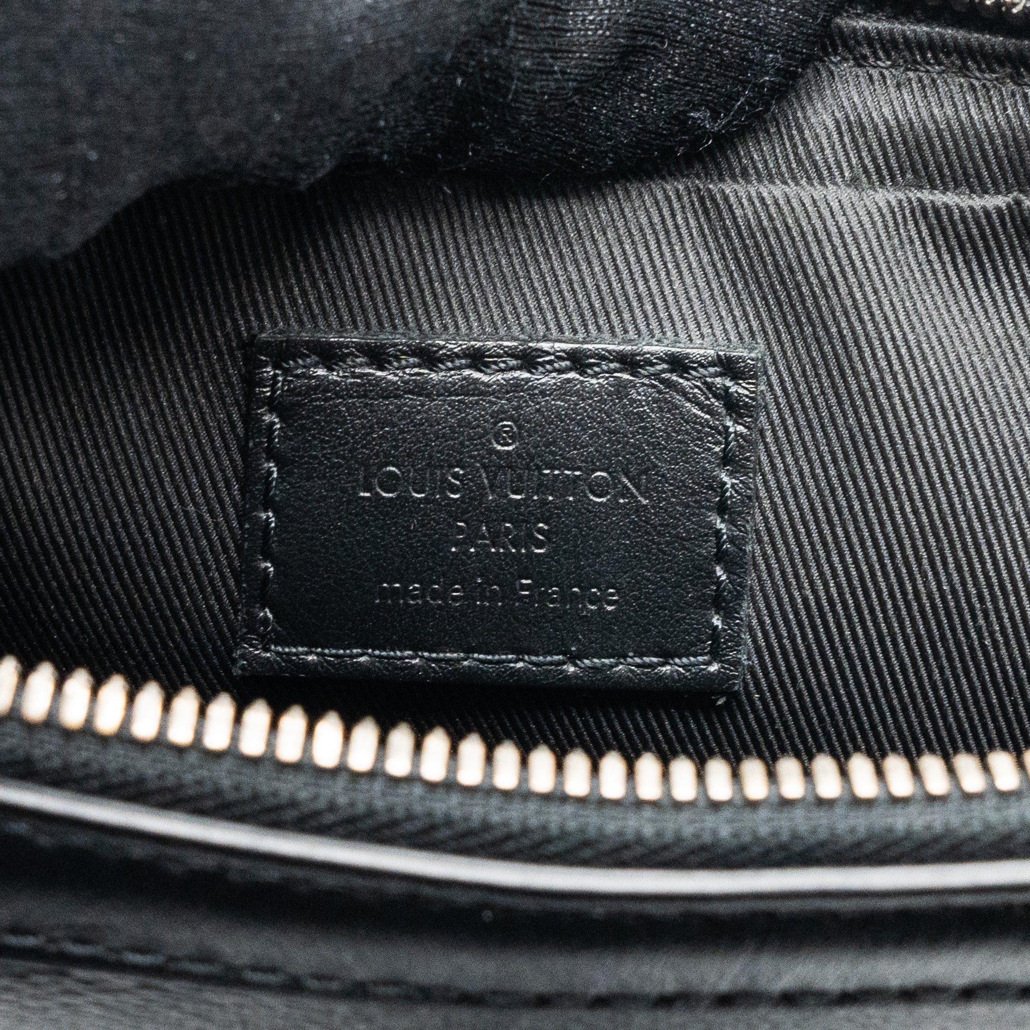 AAA Replica Louis Vuitton LV TRIO MESSENGER BAG MONOGRAM ECLIPSE SHW