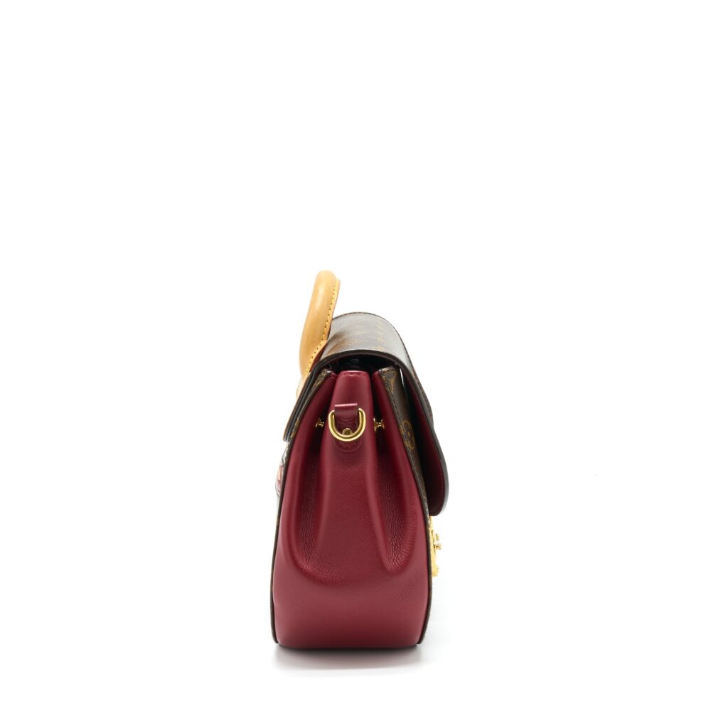 AAA Replica Louis Vuitton LV MONOGRAM BAG WITH LONG STRAP GHW