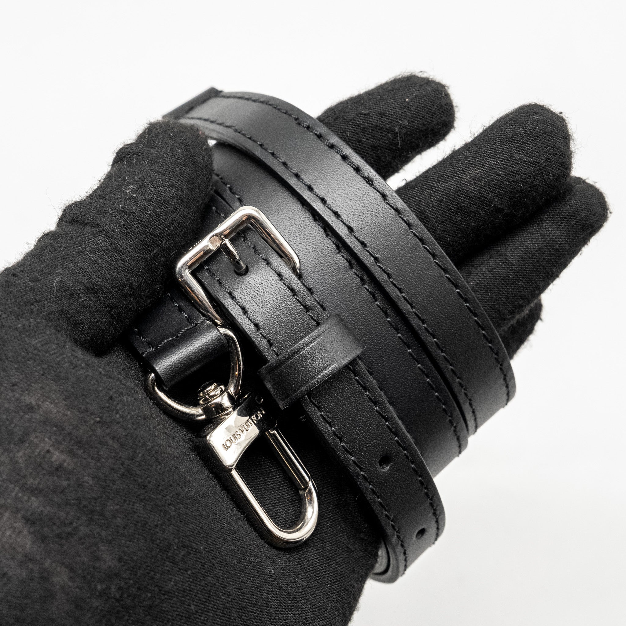 AAA Replica Louis Vuitton LV ALMA NANO EPI BLACK SHW