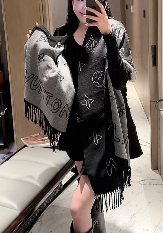 Louis Vuitton Black Monogram Cashmere Scarf