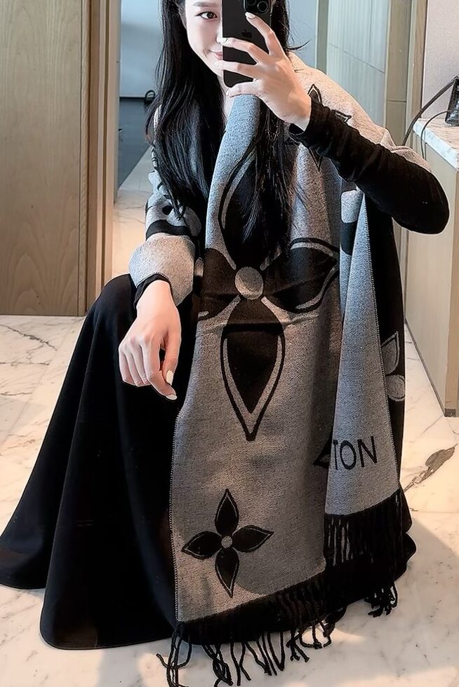 Louis Vuitton Black Monogram Cashmere Scarf